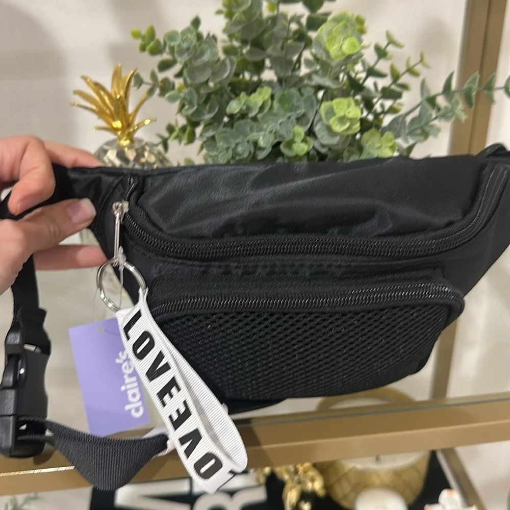 Black LOVE belt bag